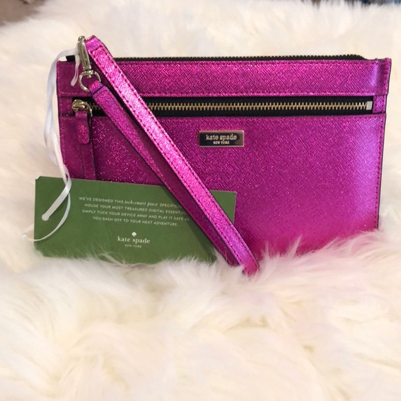 kate spade Handbags - 🎉HP 10/13🎉AUTHENTIC Kate Spade Tinie Wristlet